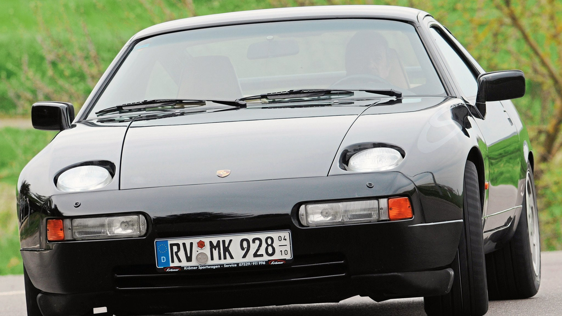 Article : Porsche 928 Club Sport : l'inconnue dans la maison